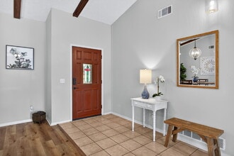 5 Dorchester Ct in Savannah, GA - Building Photo - Building Photo