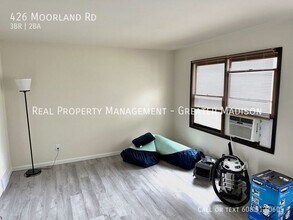 426 Moorland Rd in Madison, WI - Building Photo - Building Photo