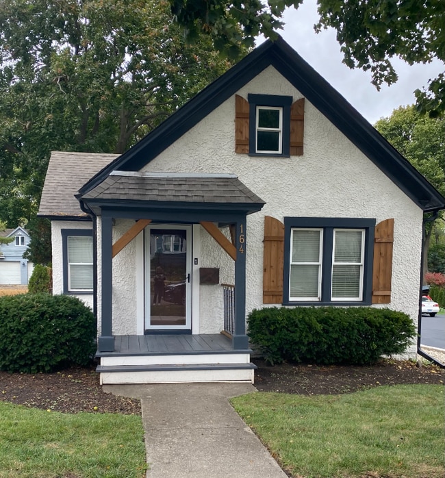 property at 164 Newberry Ave
