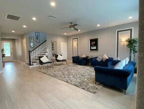 16319 Hyde Manor Dr in Tampa, FL - Building Photo - Building Photo