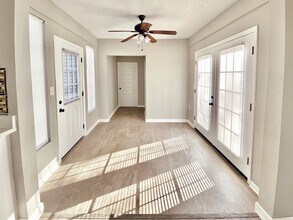 322 E Comanche St in Jenks, OK - Building Photo - Building Photo