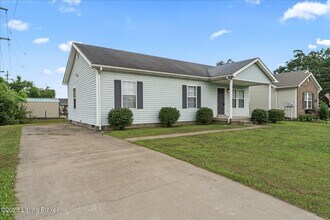 117 Deerfield Ct in Shepherdsville, KY - Building Photo - Building Photo