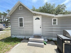 1022 Oregon Ave in St. Cloud, FL - Building Photo
