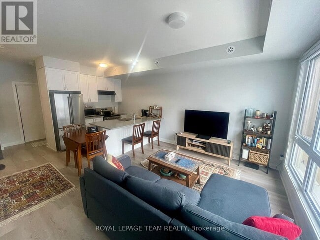 230 Mishi Private in Ottawa, ON - Building Photo - Building Photo