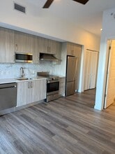 777 NW 1st St, Unit 1103 in Miami, FL - Building Photo - Building Photo