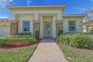 10007 SW Ambrose Way in Port St. Lucie, FL - Building Photo