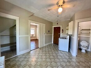 231 Cato St in Woonsocket, RI - Foto de edificio - Building Photo