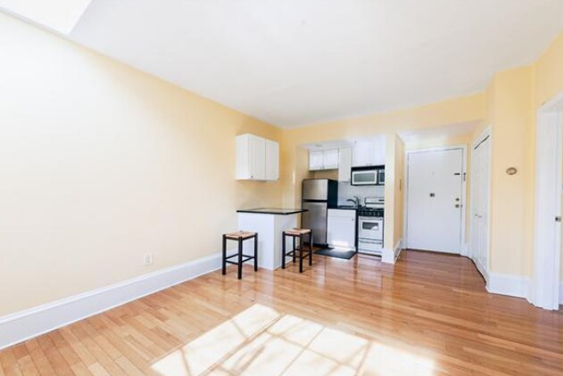 517 Beacon St, Unit 12 in Boston, MA - Building Photo - Building Photo