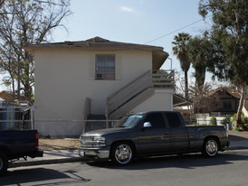 3825-3843 Sedgewick Ave in Riverside, CA - Foto de edificio - Building Photo