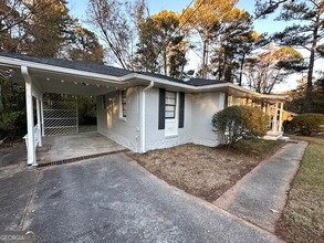 2146 Tilson Rd in Decatur, GA - Building Photo - Building Photo