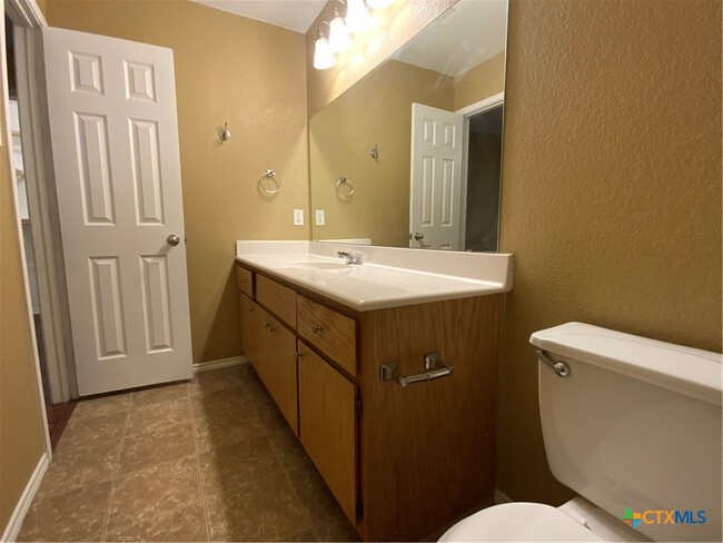 property at 4638 Stonehaven Dr