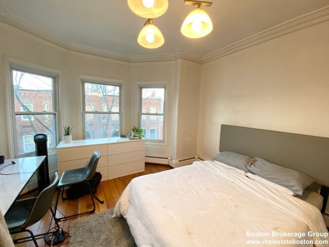 property at 54 Delle Ave