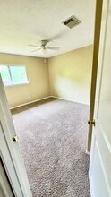 402 Wild Bird Dr in Spring, TX - Building Photo - Building Photo