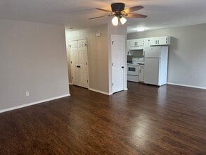 323 S 12th St in Van Buren, AR - Building Photo - Building Photo