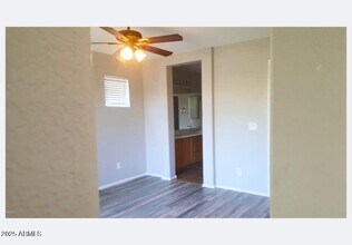 1410 E Mobile Ln in Phoenix, AZ - Building Photo - Building Photo