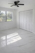 14141 NE 3rd Ct, Unit 14141 in Miami, FL - Building Photo