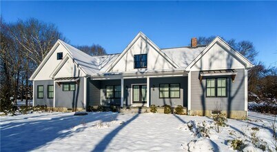 1241 Saugatucket Rd in South Kingstown, RI - Building Photo - Building Photo