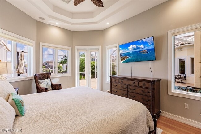 property at 950 Snowberry Ct