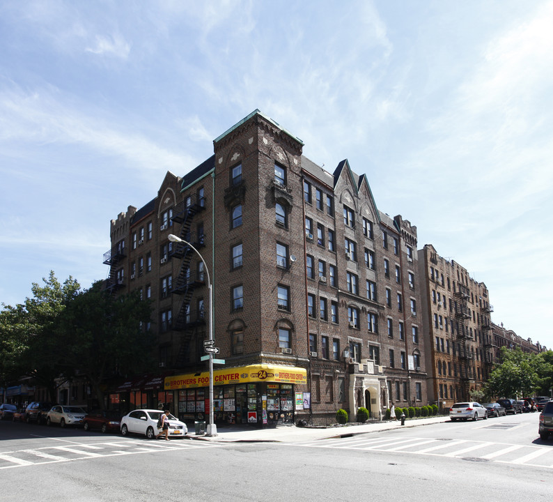 Franklin Towers in Brooklyn, NY - Building Photo