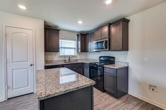 8308 Smokey Creek Pass in Fort Worth, TX - Building Photo - Building Photo
