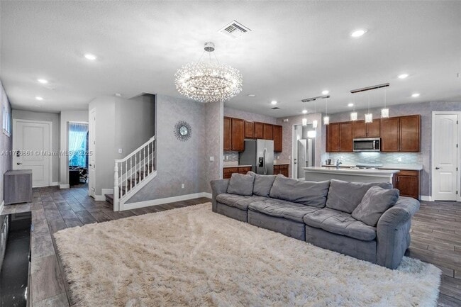 3813 Greenway Dr in Hollywood, FL - Building Photo - Building Photo