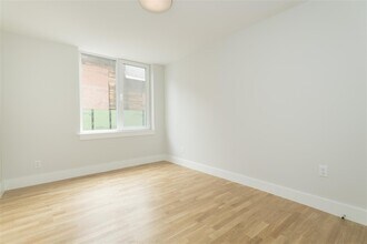 318 Harvard St, Unit 2 in Cambridge, MA - Building Photo - Building Photo
