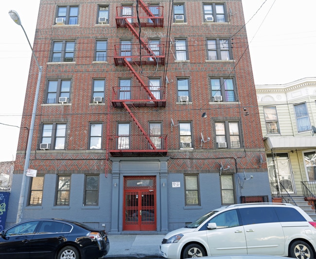 2580 Bainbridge Ave in Bronx, NY - Building Photo - Building Photo