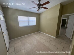2111 W Clifton St in Tampa, FL - Building Photo - Building Photo