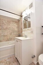32 W 86th St in New York, NY - Building Photo - Building Photo