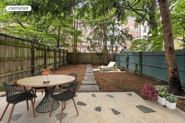 property at 6 S Portland Ave