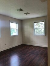 100 Cliff Ave, Unit 9 in Valley Springs, SD - Building Photo - Building Photo