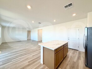 1420 E Edwin St in Casa Grande, AZ - Building Photo - Building Photo