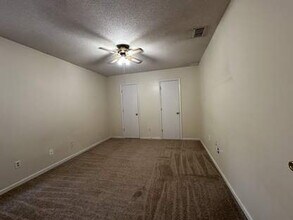 219 Wedgewood Dr in Jacksonville, NC - Building Photo - Building Photo