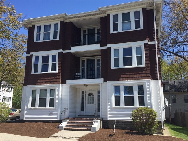 154 Lovell St in Worcester, MA - Building Photo - Building Photo