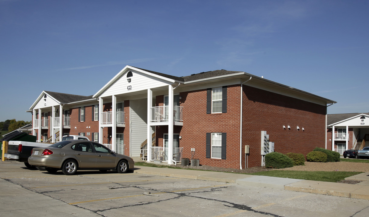 Troy Villa & Gateway Apartments in Troy, MO - Foto de edificio