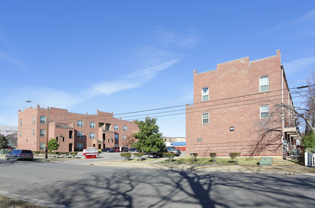 Melrose Apartments in Denton, TX - Building Photo - Building Photo