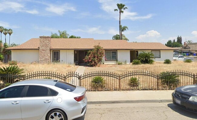 property at 2100 Tomah Ave
