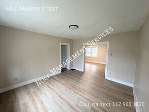 6452 Navarro St in Pittsburgh, PA - Building Photo - Building Photo