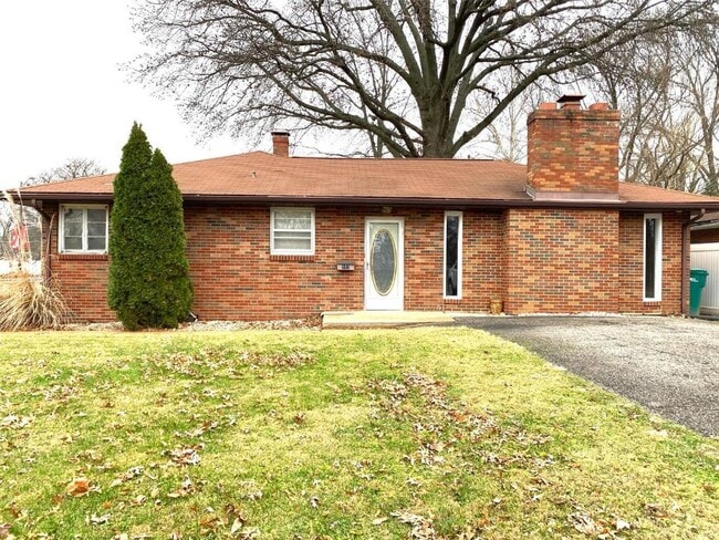 property at 102 Edward St