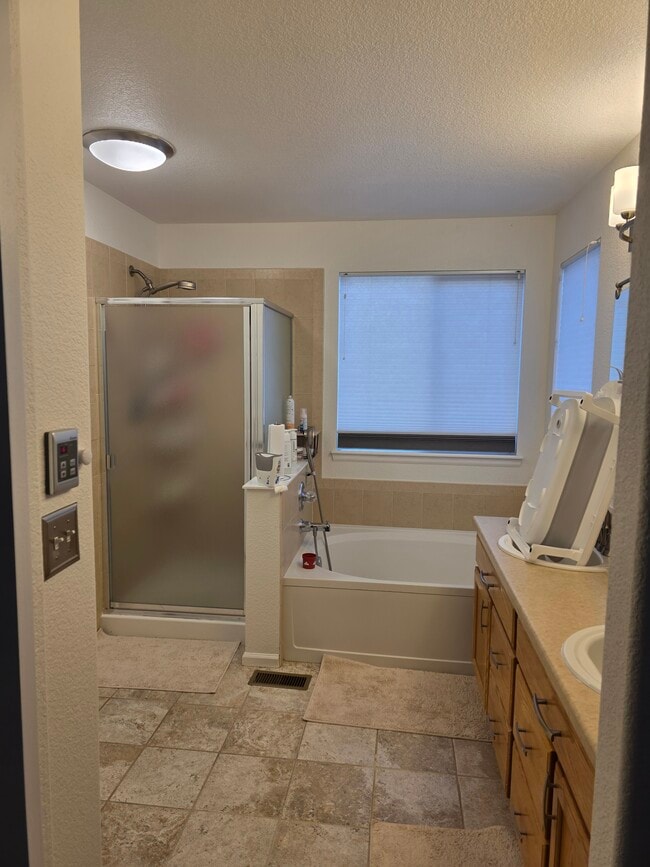 property at 128 N Prairie Falcon Pkwy