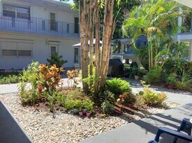 3515 Van Buren St in Hollywood, FL - Building Photo