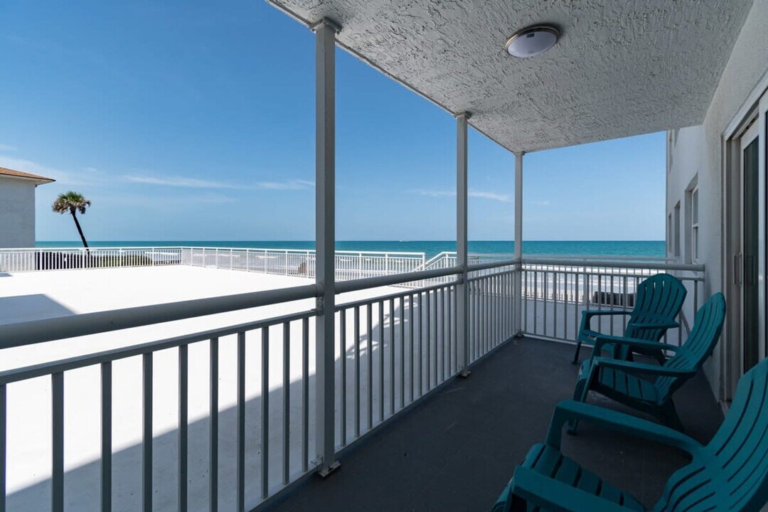 205 Jimmy Buffett Mem Hwy in Satellite Beach, FL - Building Photo