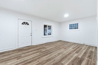 2134 Thompson Ave in Fort Wayne, IN - Building Photo - Building Photo