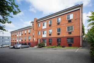 5035, 5047-5049 D St SE in Washington, DC - Building Photo