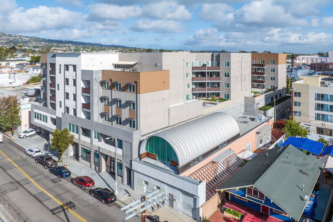 9th Street Lofts in San Pedro, CA - Building Photo