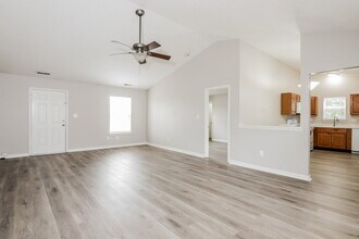 5314 Claybrooke Dr in Indianapolis, IN - Building Photo - Building Photo