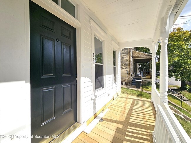 907 Green Ridge St in Scranton, PA - Building Photo - Building Photo