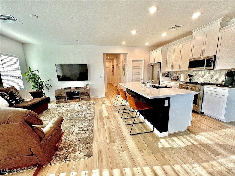 600 Carriage Hill Dr, Unit 2115 in Las Vegas, NV - Building Photo