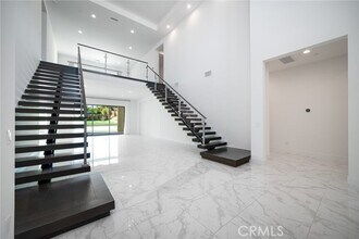 20425 Edgewood Ct in Los Angeles, CA - Building Photo - Building Photo