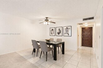 3800 N Hills Dr in Hollywood, FL - Building Photo - Building Photo